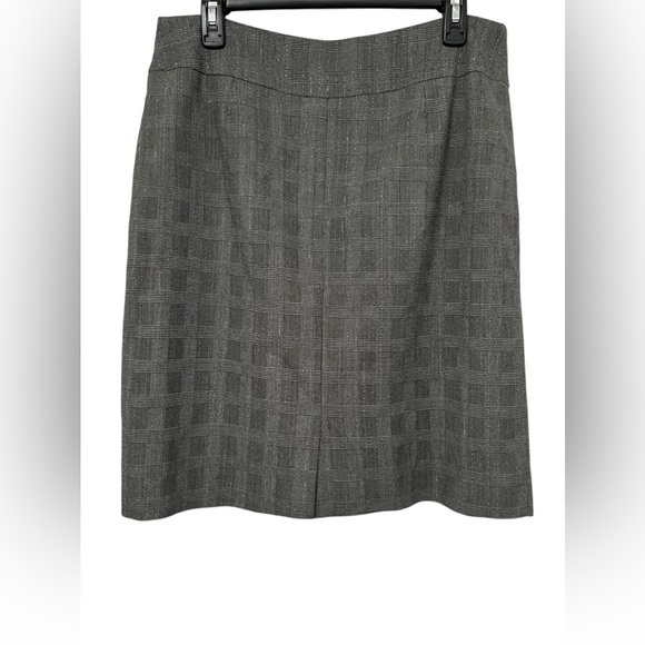 Pencil Skirt Grey Silver Back Split Zip Closure Women’s Size 14 - Picture 1 of 7